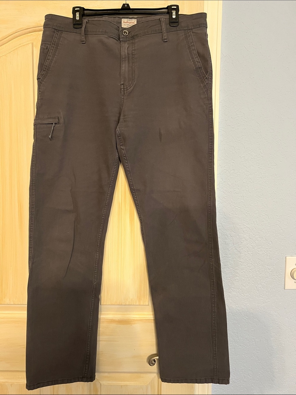 Weatherproof Men's Gray Cargo Pants with Thigh Zip Relaxed Fit Size 36/34